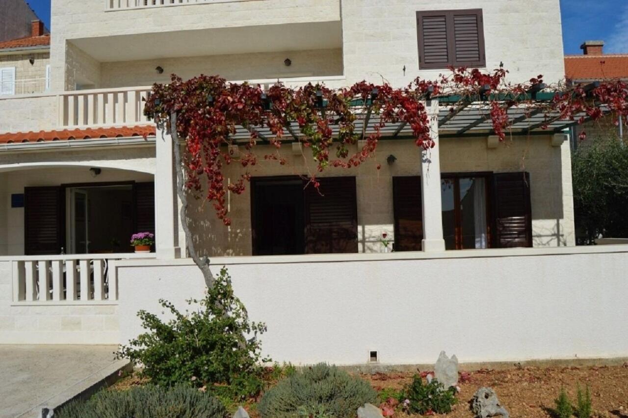 בול Apartments Frama - 3 Apartments מראה חיצוני תמונה